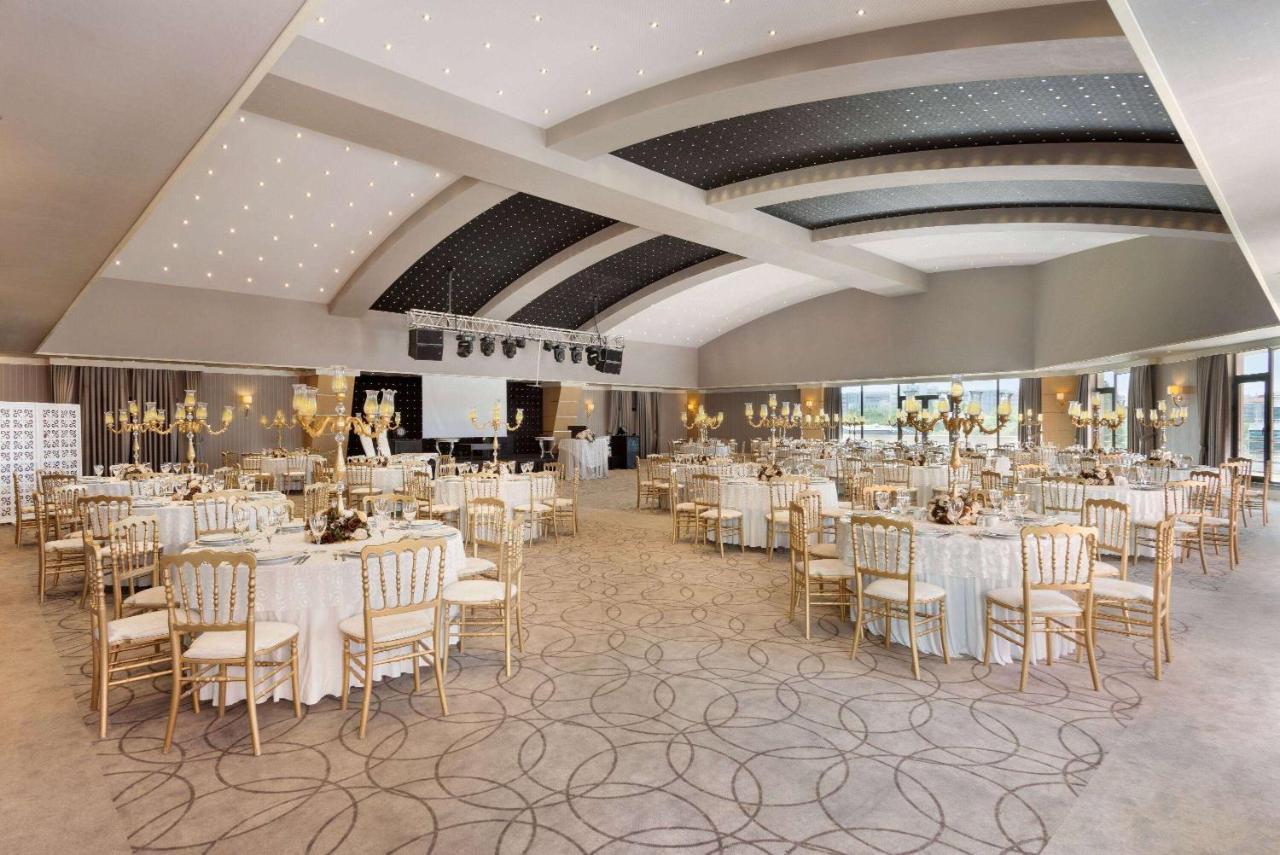Ramada Plaza By Wyndham Eskişehir Eksteriør bilde