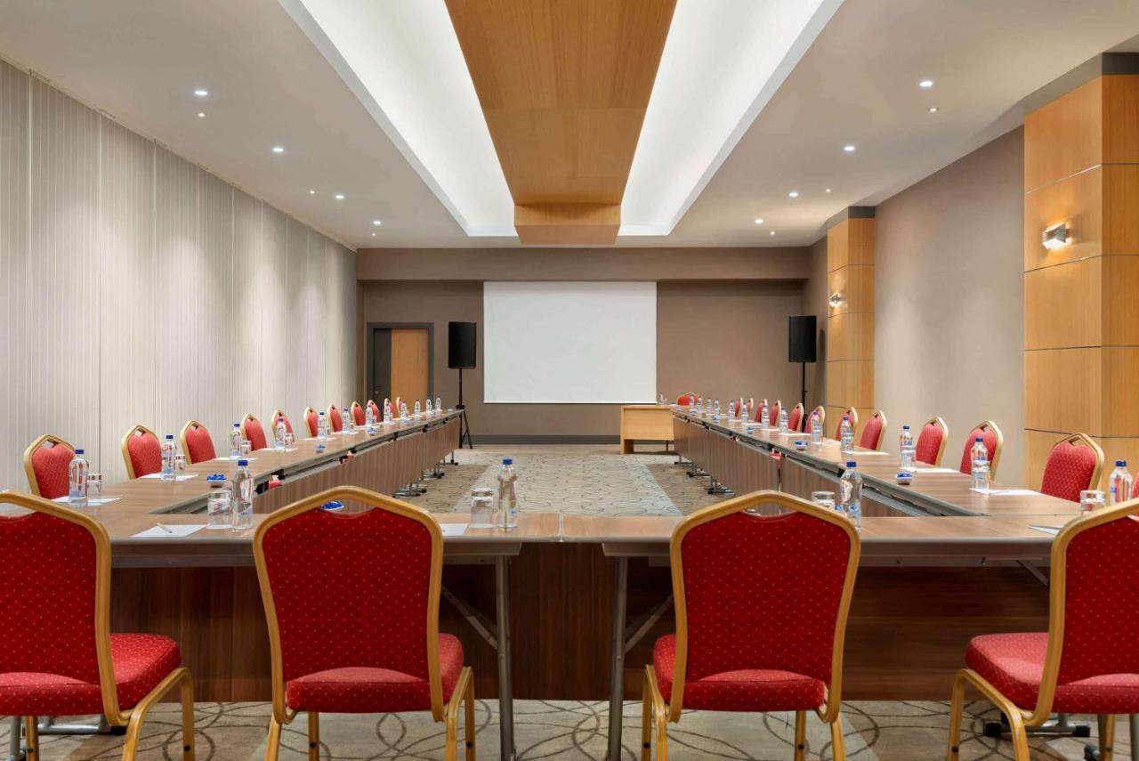 Ramada Plaza By Wyndham Eskişehir Eksteriør bilde