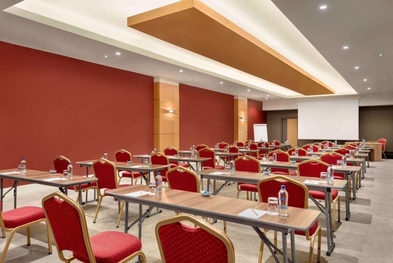 Ramada Plaza By Wyndham Eskişehir Eksteriør bilde