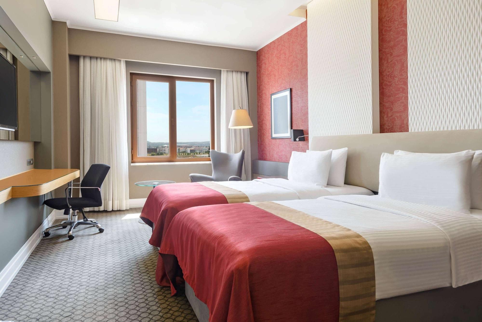 Ramada Plaza By Wyndham Eskişehir Eksteriør bilde